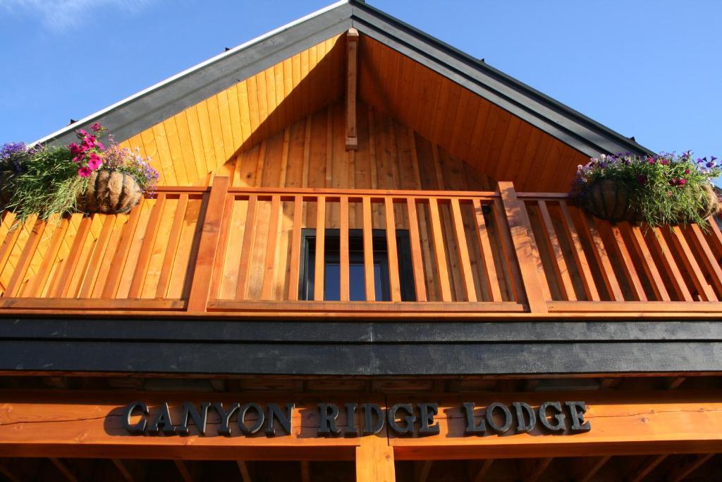 Canyon Ridge Lodge Golden Eksteriør bilde